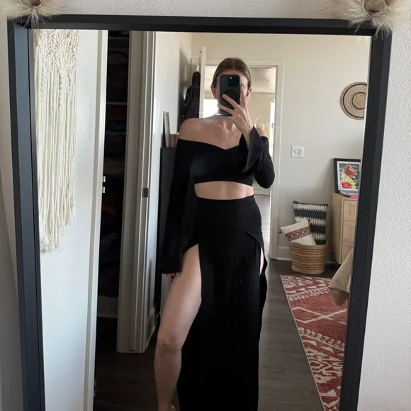 Royal Codes Black Two-Piece Set - Picture 7 of 7